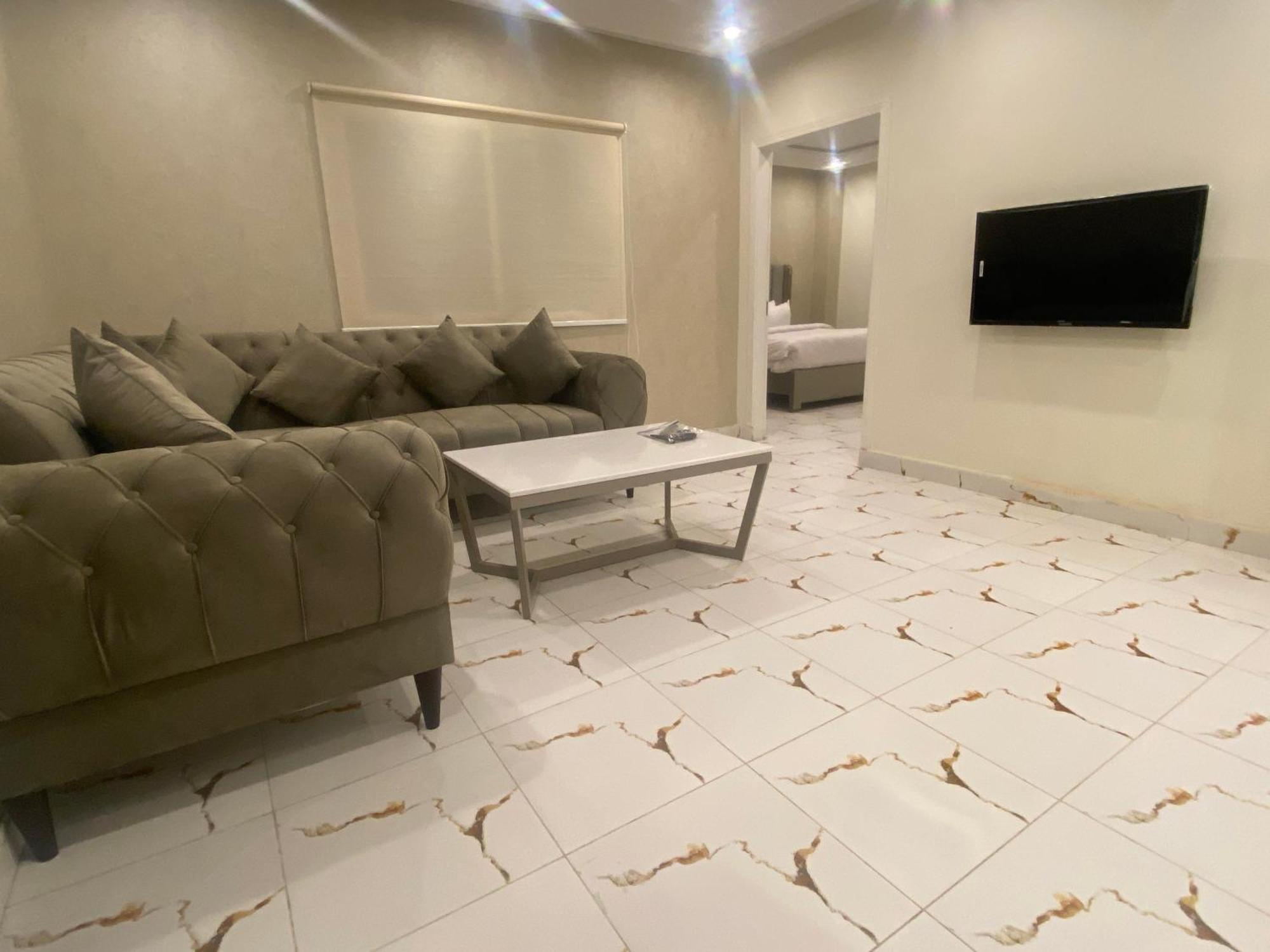 Luxe Suites Bahria Town Lahore Exterior foto