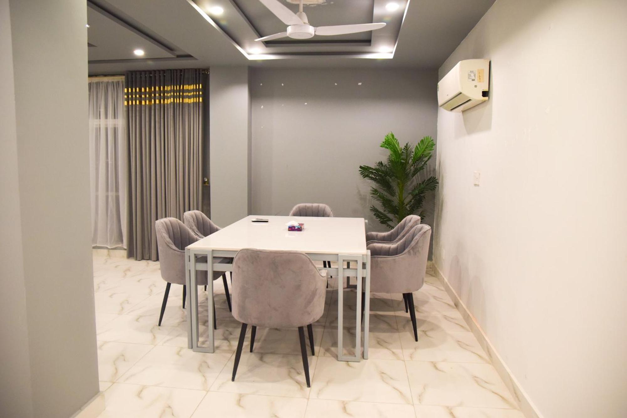Luxe Suites Bahria Town Lahore Exterior foto